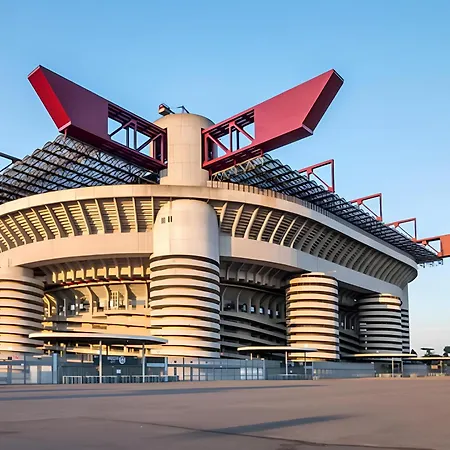 Ray 5 San Siro