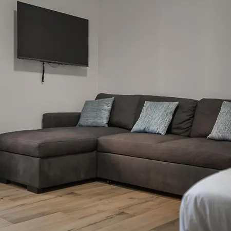 Apartment Ray 5 San Siro